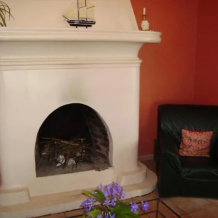 à Saint-étienne-au-mont Avec Jardin Privatif, Cheminée, Wifi Et Animaux Admis - Fr-1-376-77 Saint-Étienne-au-Mont